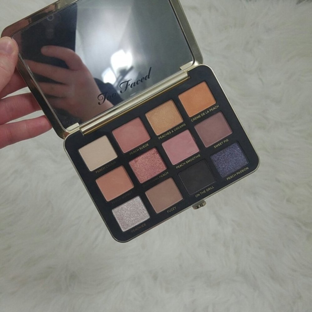 Too faced eyeshadow palette